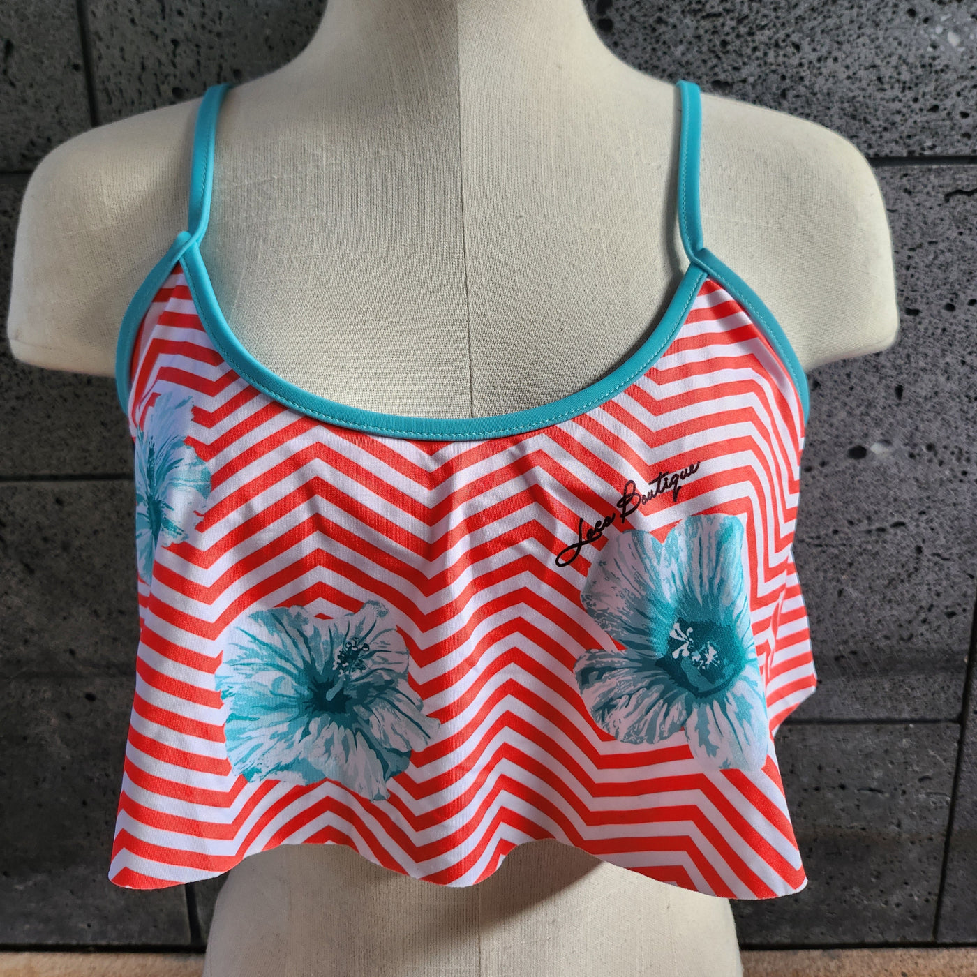 Loco Boutique Lora Sporty Crop Top-3