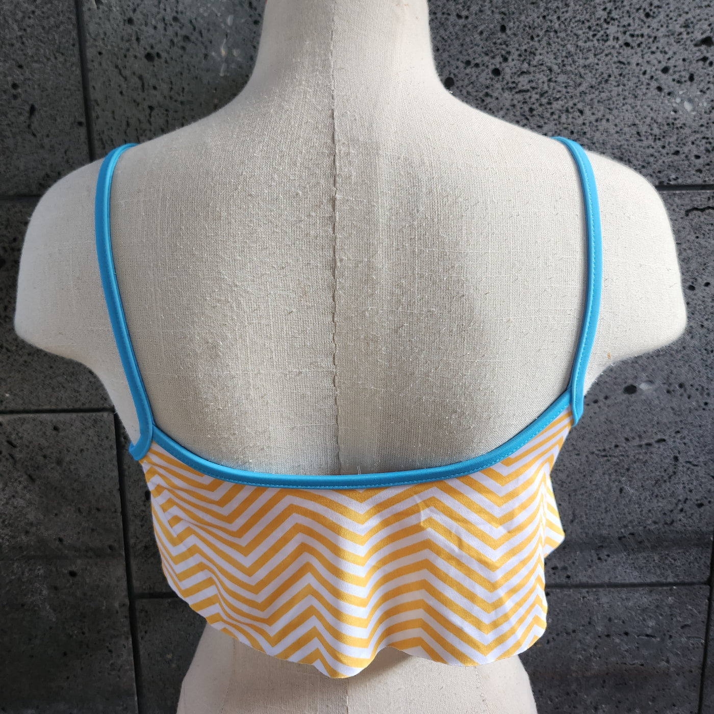 Loco Boutique Lora Sporty Crop Top-2