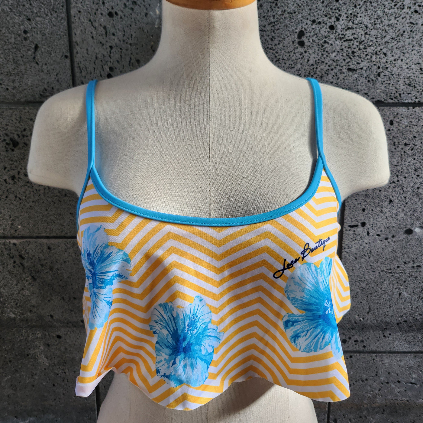 Loco Boutique Lora Sporty Crop Top-1