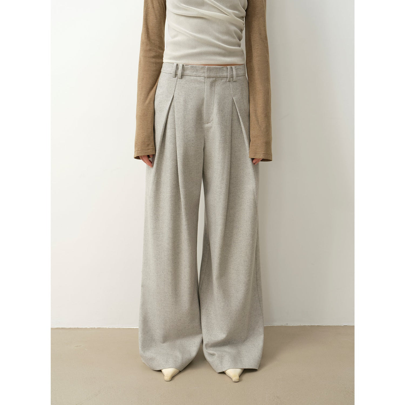 "City Stroll" casual and relaxed wool-blend double-pleated  casual trousers