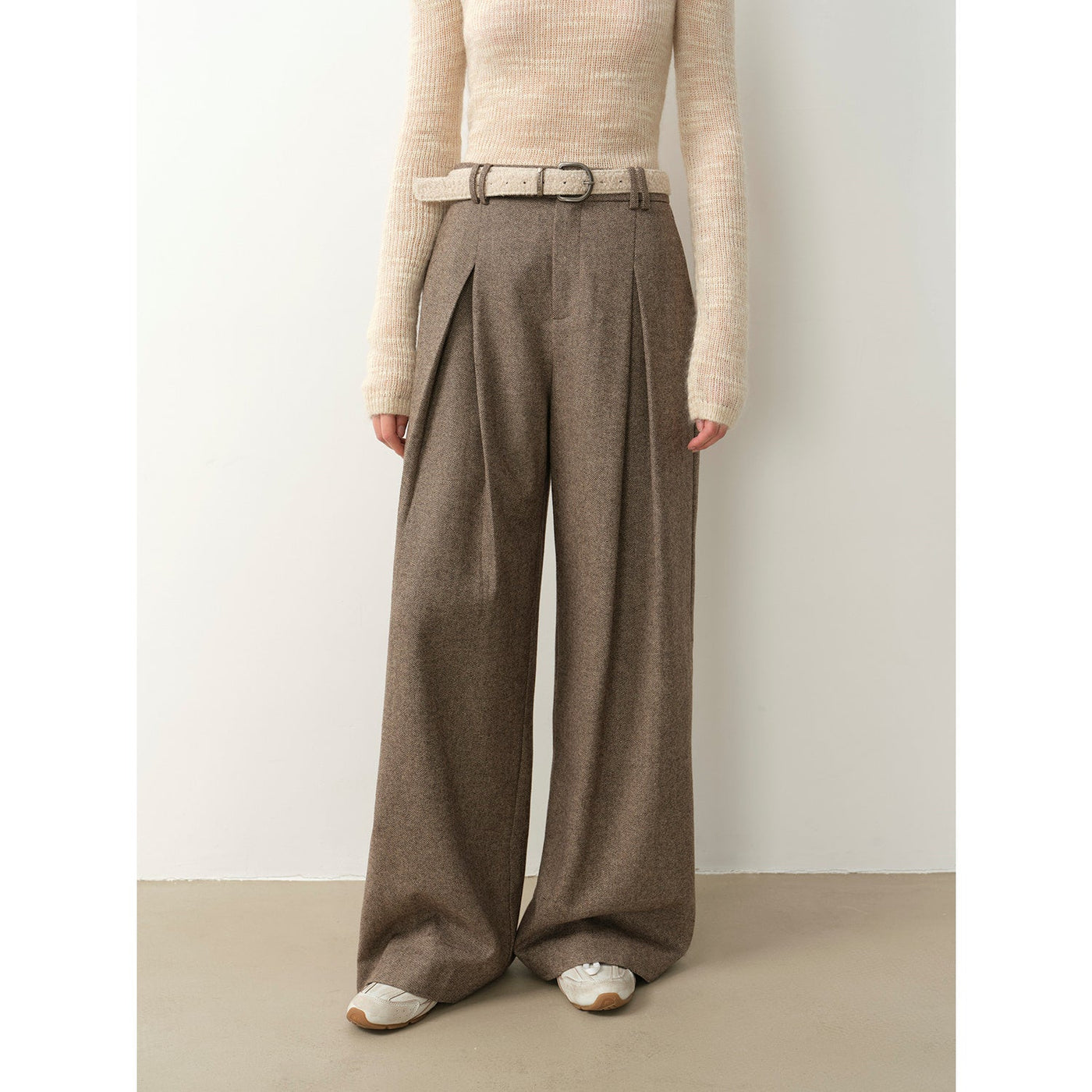 "City Stroll" casual and relaxed wool-blend double-pleated  casual trousers