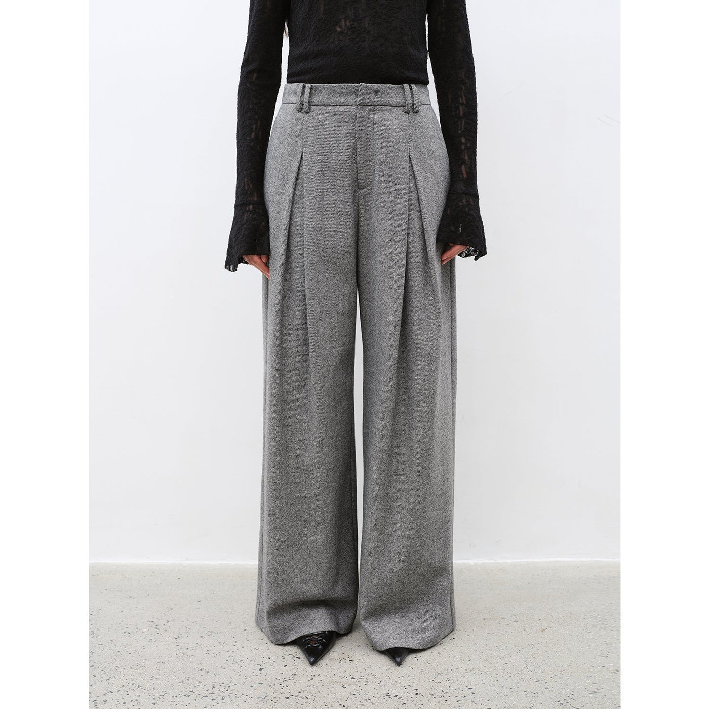 "City Stroll" casual and relaxed wool-blend double-pleated  casual trousers